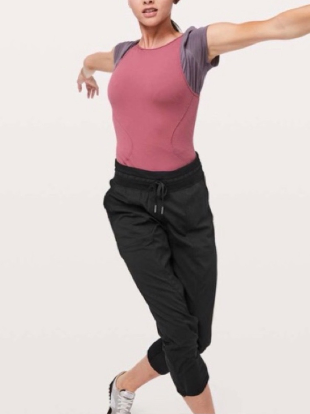 Lululemon Dance Studio Crop Pants Size 8 Drawstring Black